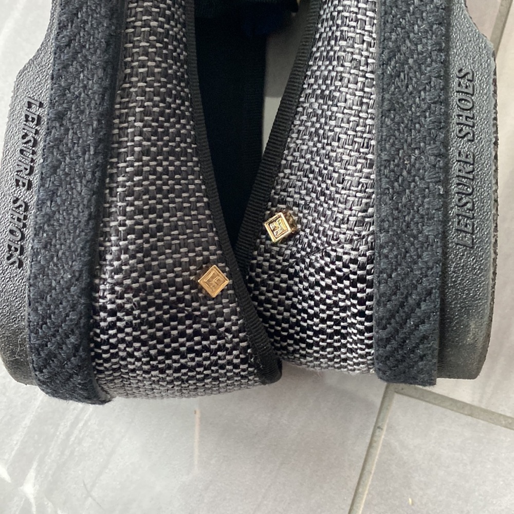 Limited Edition Rivieras - Picture 6 of 6
